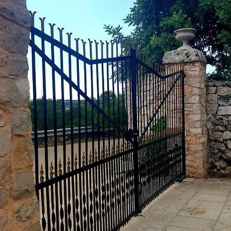 Lusso Tiziana Villa *